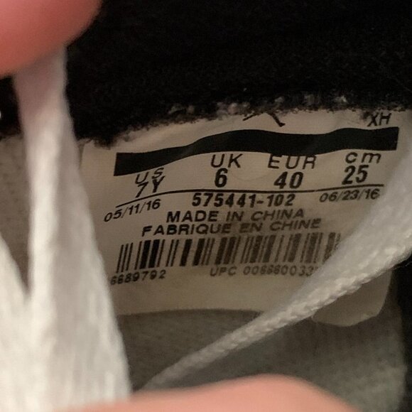 Rare 2016 Nike Air Jordan 1 Retro High Yin Yang White Size 7 - Picture 12 of 12